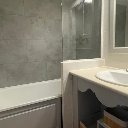De 25m2 * Roquebrune-sur-Argens